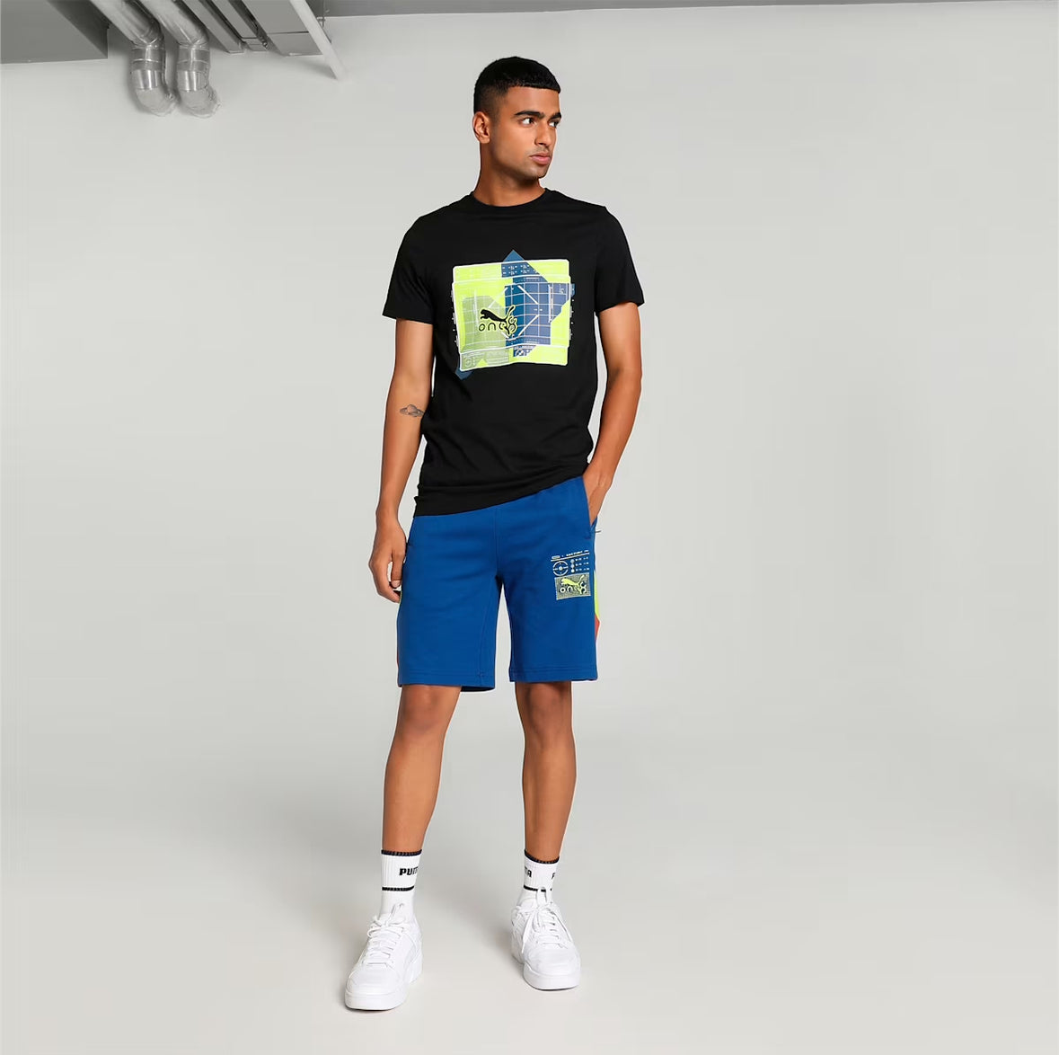 PUMA x one8 Graphic Men's T-shirt -677865 01