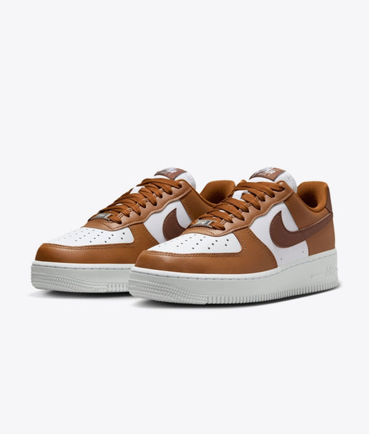 NIKE AIR FORCE 1 '07
HAZELNUT/FAUNA BROWN-WHITE -IM6364200