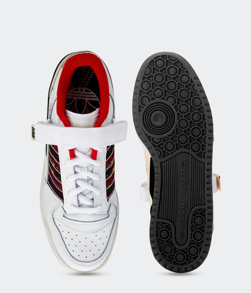 Men Colourblocked Leather Forum Low DUBAI City Sneakers-gw6160