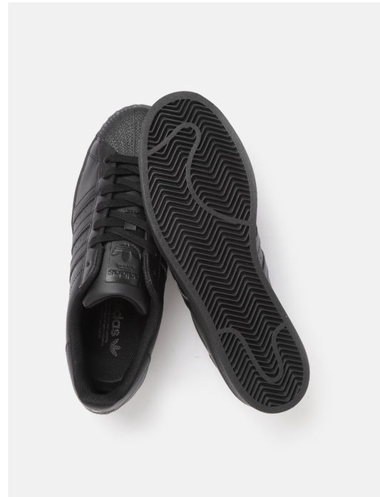Men Black Solid Superstar Sneakers-eg4957