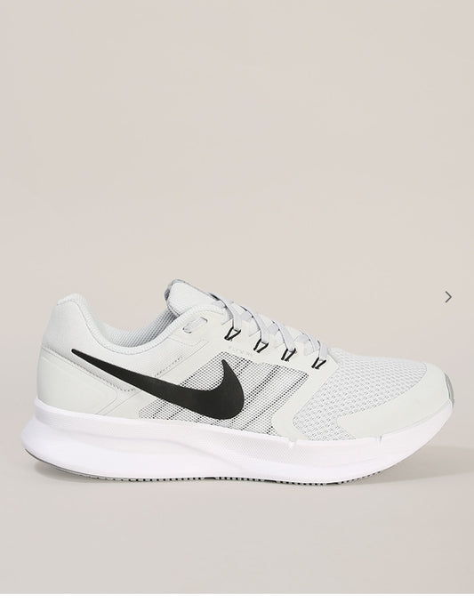 Run Swift 3 Lace-Up Running Shoes-dr2695 005