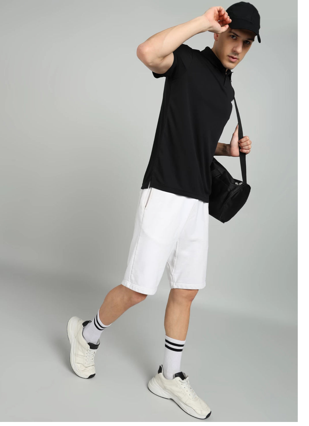 Men Solid Polo Neck Polyester Black T-Shirts-je9392