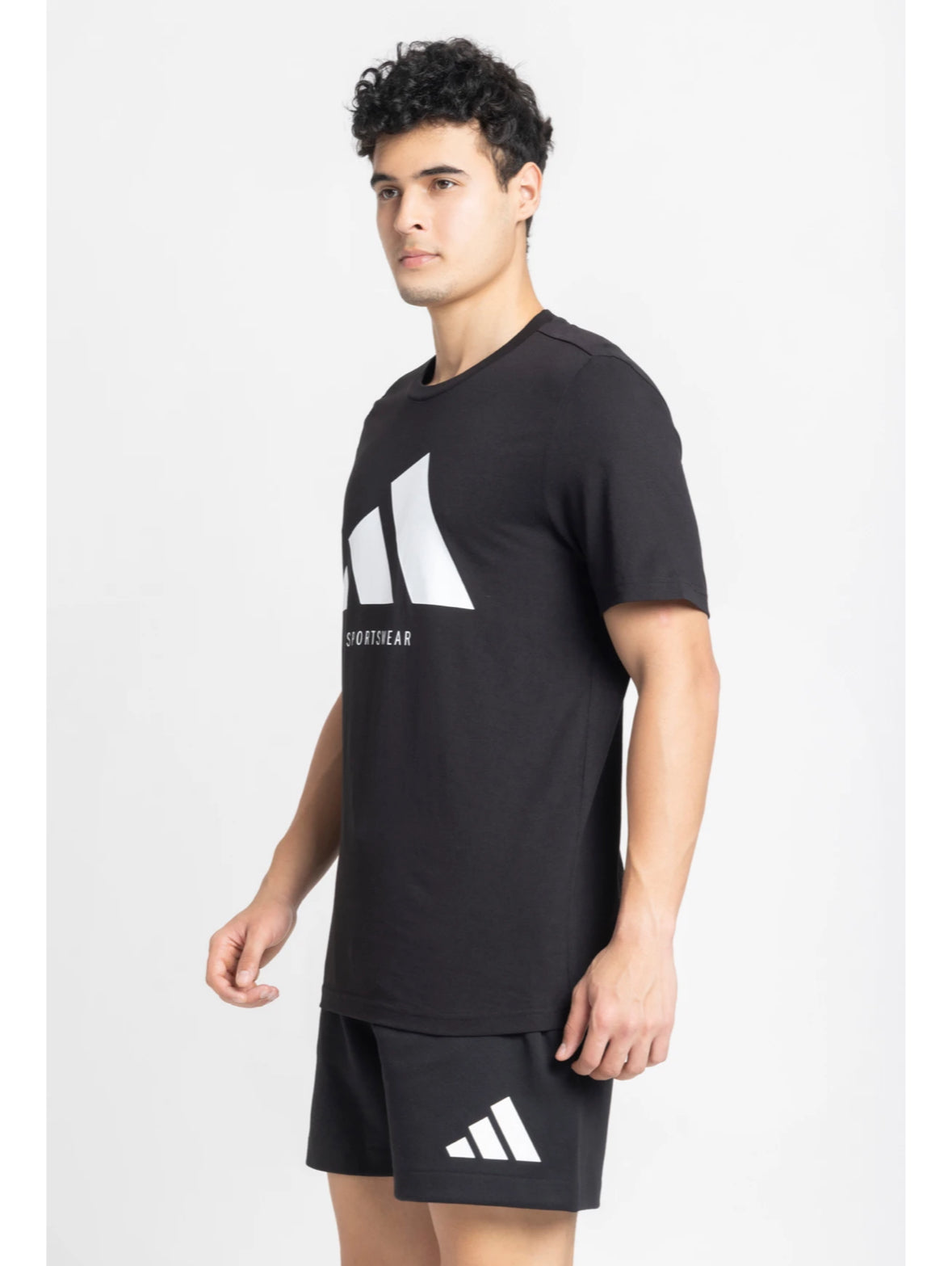 Adidas solid Men Round Neck Black Cotton T-Shirt-jl9895