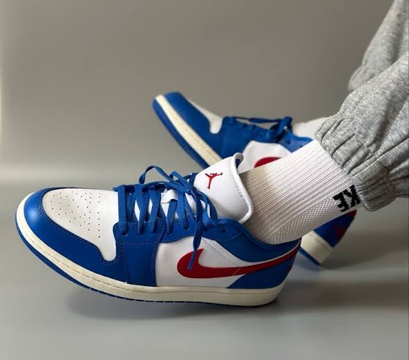 AIR JORDAN 1 LOW “SPORT BLUE” -Dc0774 416