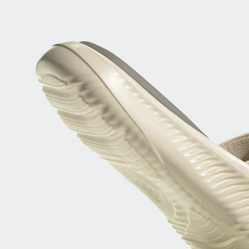 ALPHABOUNCE SLIDES-Hp9422