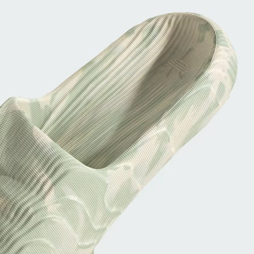 ADILETTE 22 SLIDES-ig5917