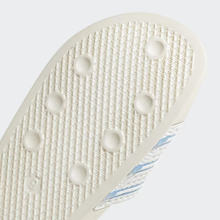 ADILETTE SLIDES-gx9894