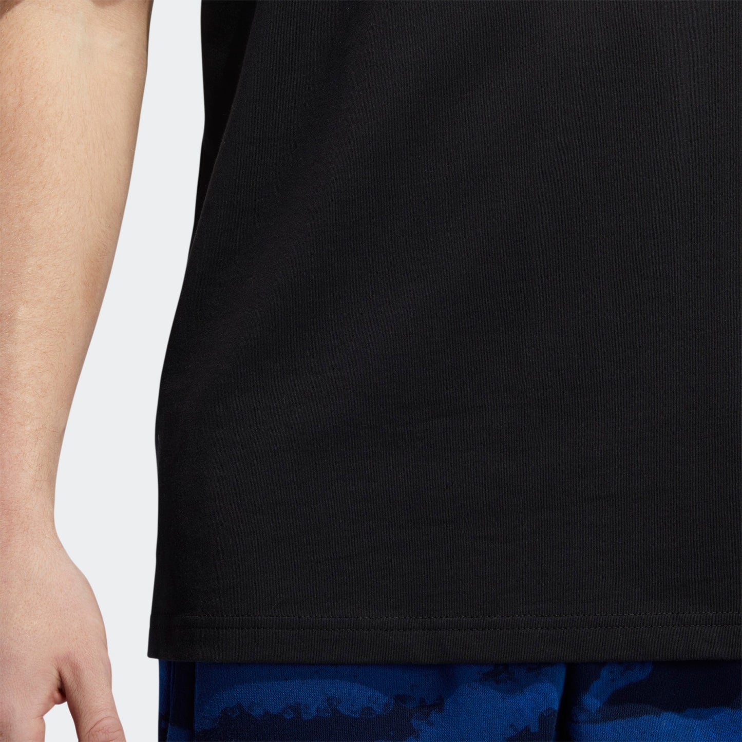 CIRCLE TREFOIL SHORT SLEEVE T-SHIRT-GD2102