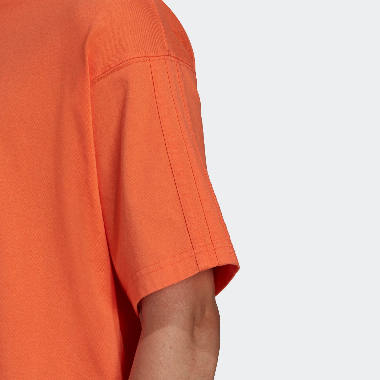 PRIDE FLAG FILL TEE (GENDER NEUTRAL)-GK8514