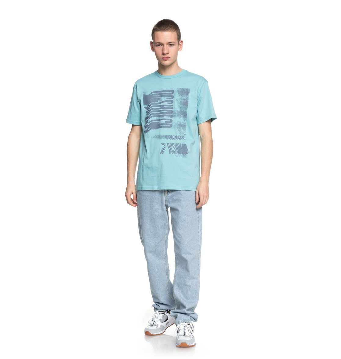DYNAMIC VISION TEE - Discount Store