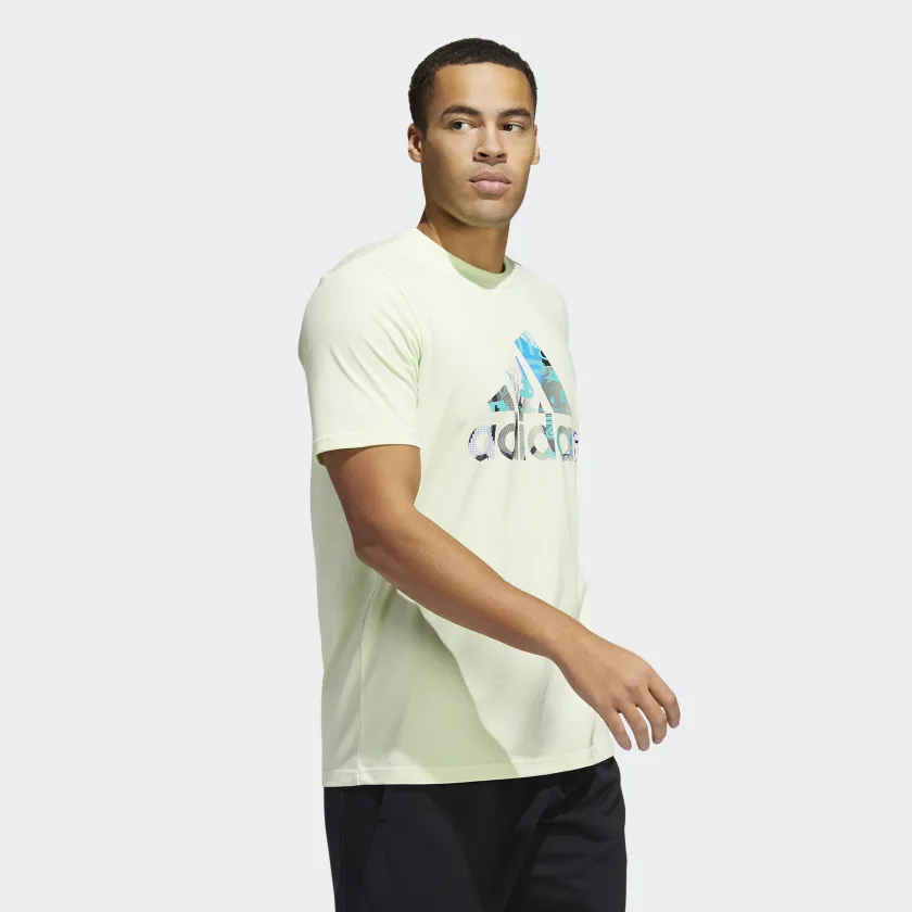 MULTIPLICITY BADGE OF SPORT GRAPHIC TEE-He4822
