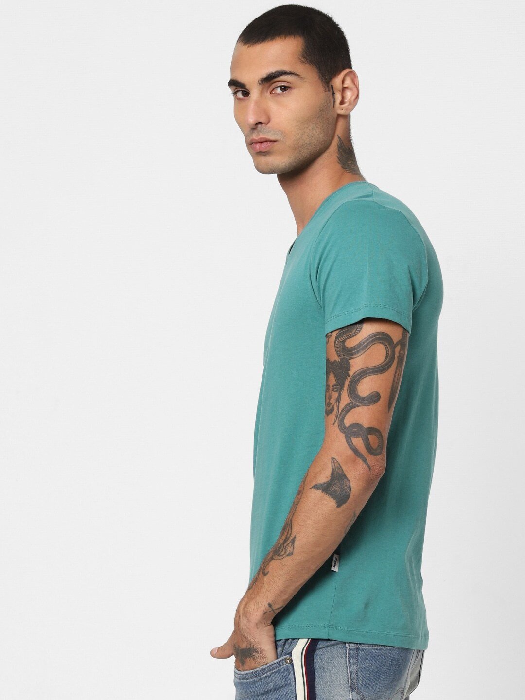 Jack Jones Core Men Turquoise Blue Solid Slim Fit V-Neck Pure Cotton T-shirt-2112447
