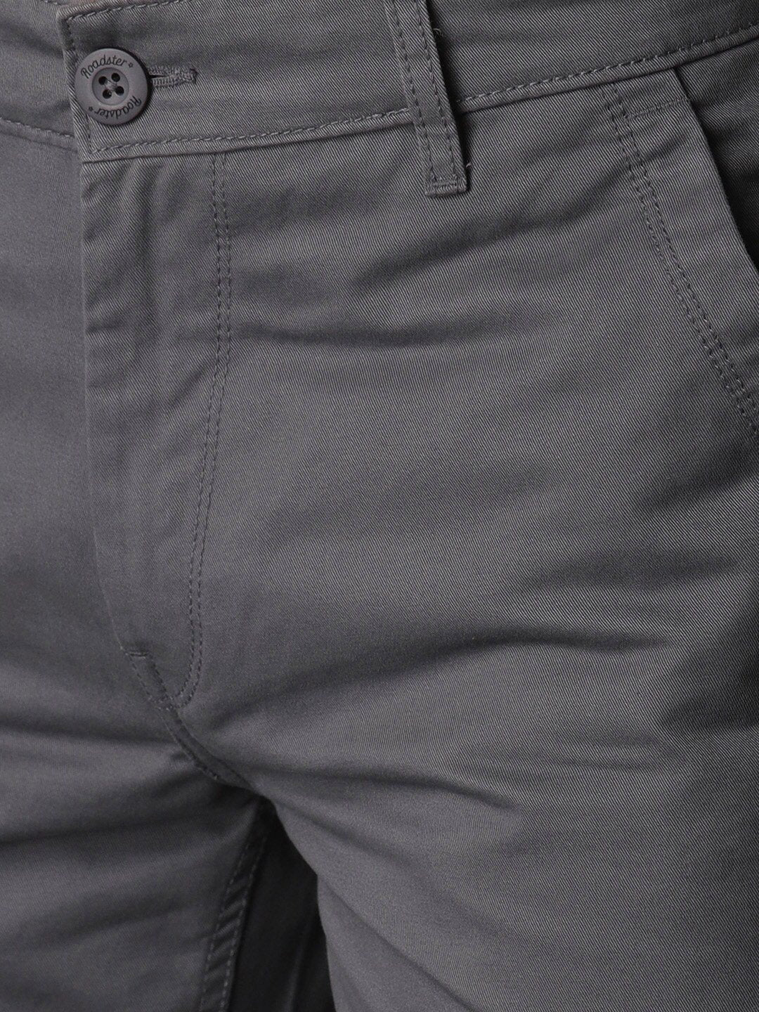 Men Charcoal Grey Regular Fit Solid Chinos-7250465