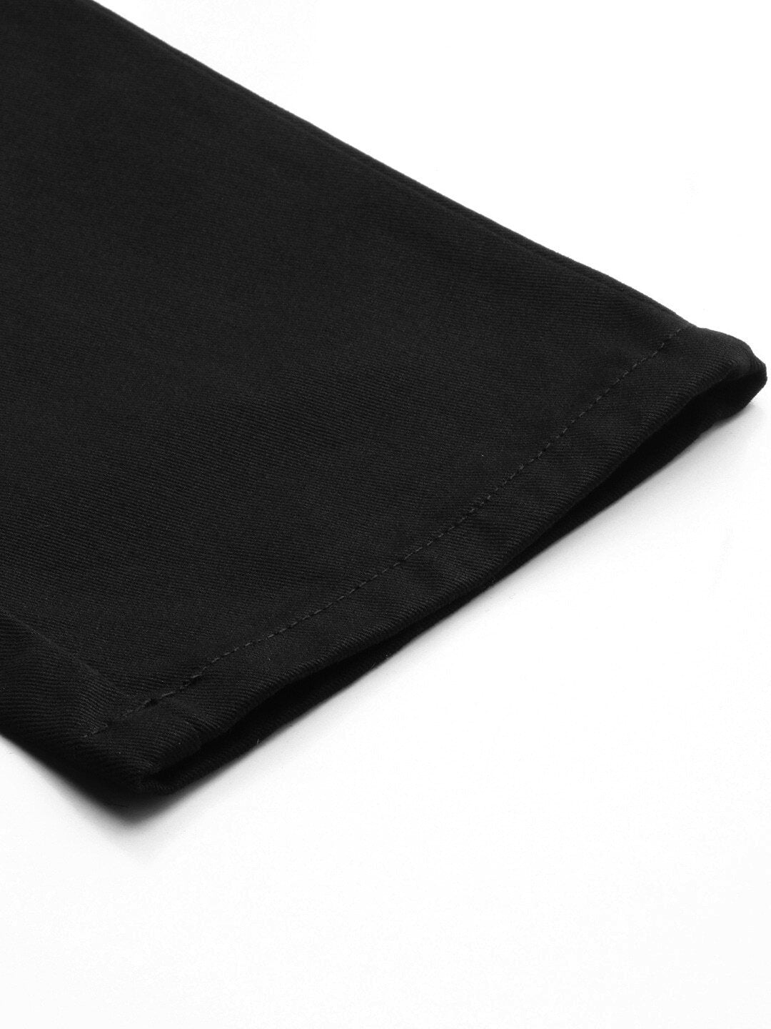 Men Black Regular Fit Solid Chinos-13204530