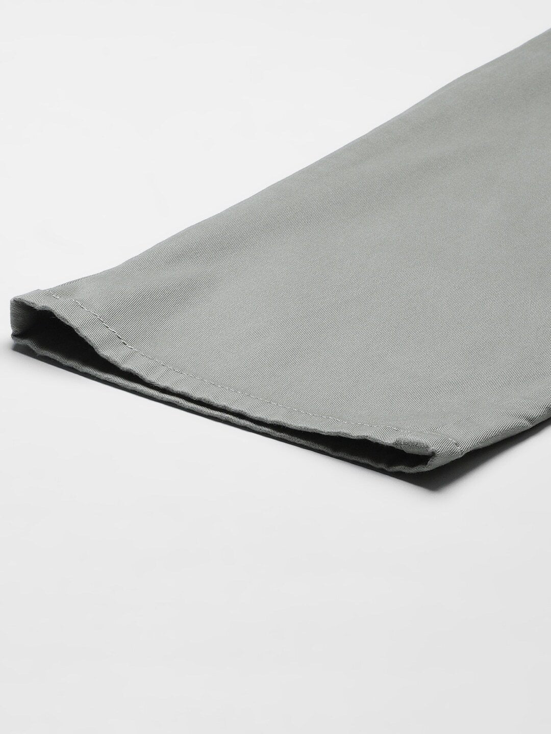 XX Men Olive Green Solid Slim Fit Chinos-87372-0002