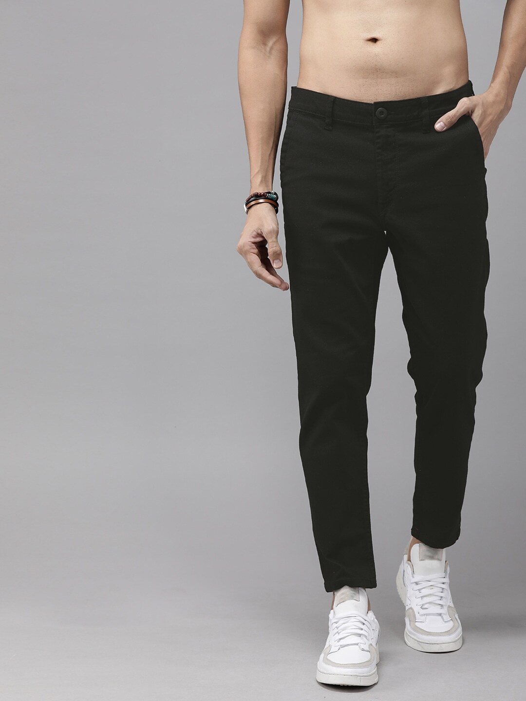 Men Black Slim Fit Solid Chinos-12860476