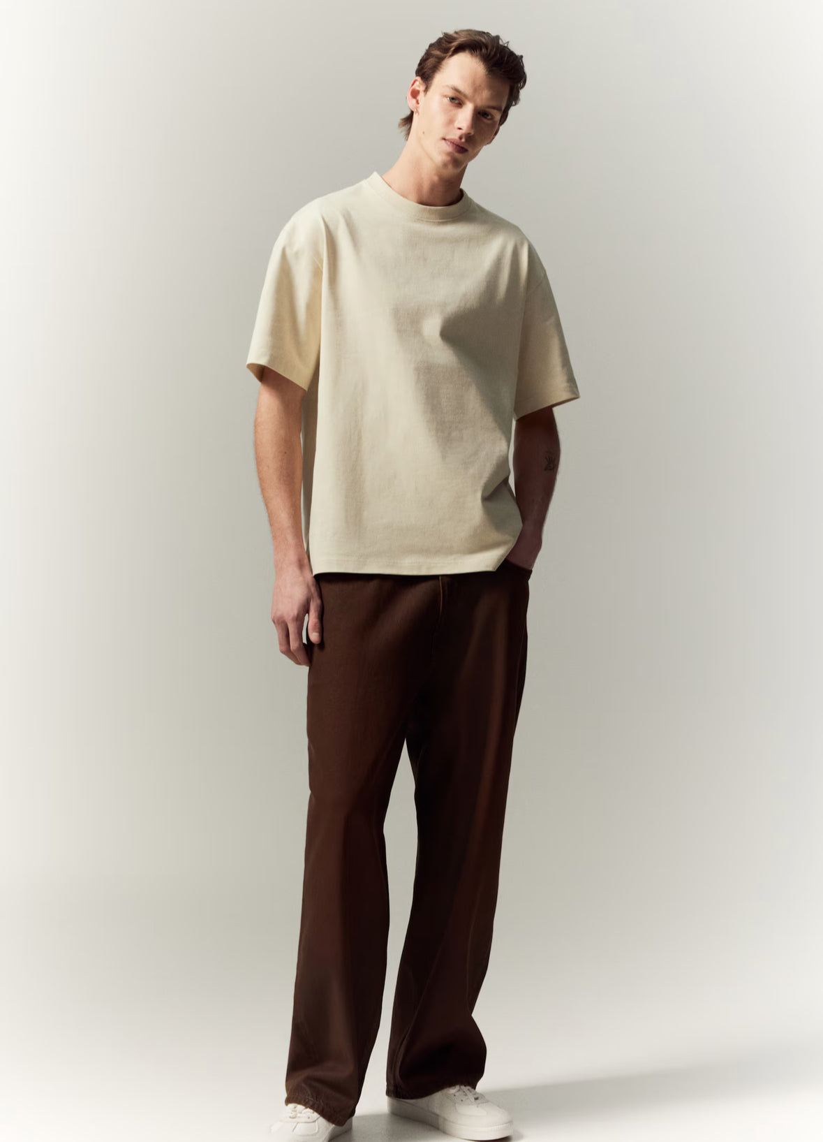 Loose Fit T-shirt -Light beige -0608945124