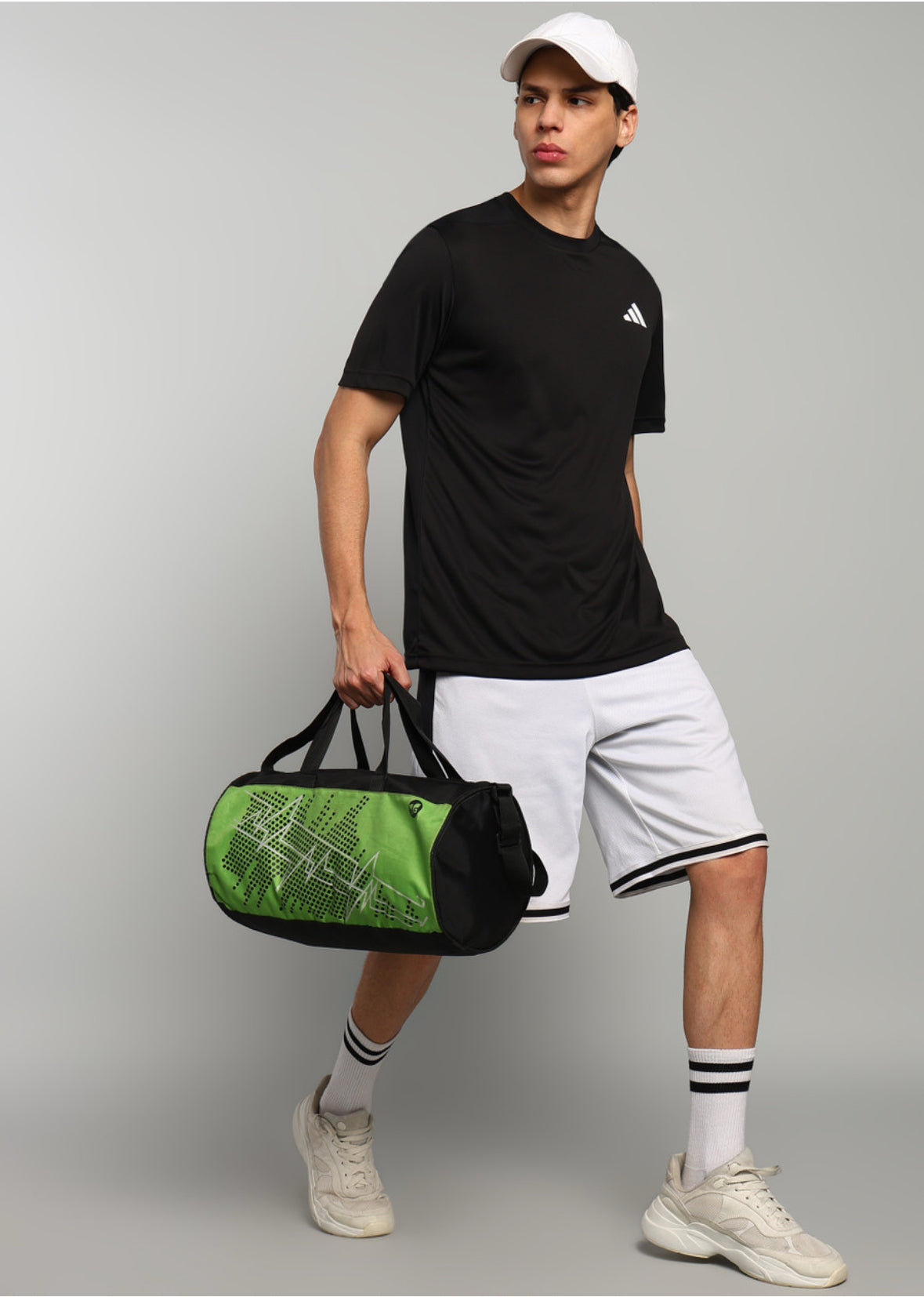 Adidas solid men Round Neck Black T-Shirts-jd9193