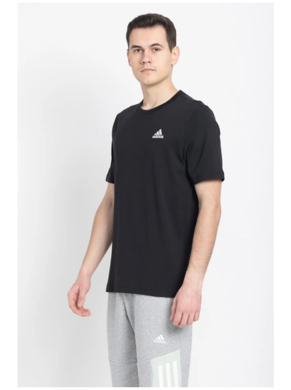 Adidas solid Crew Neck Black T-Shirts-Ic9282