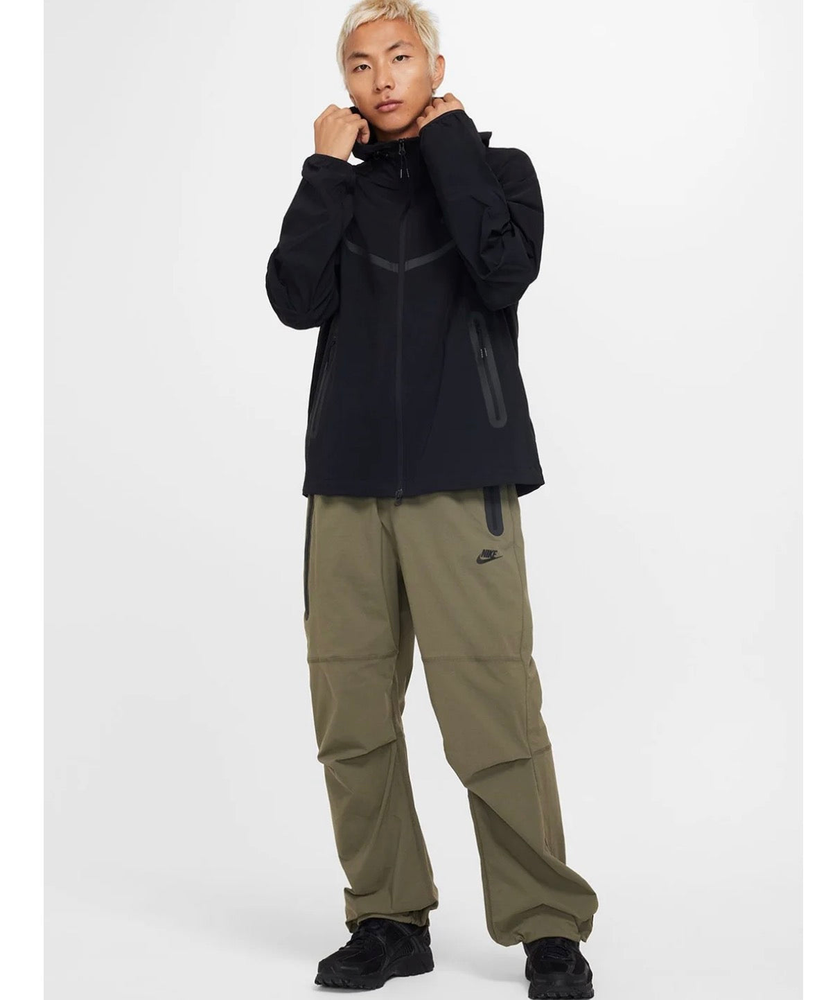 Nike Tech Windrunner Dri-Fit Solid Long Sleeves Hooded Casual Bomber Jacket-Hm7152-010