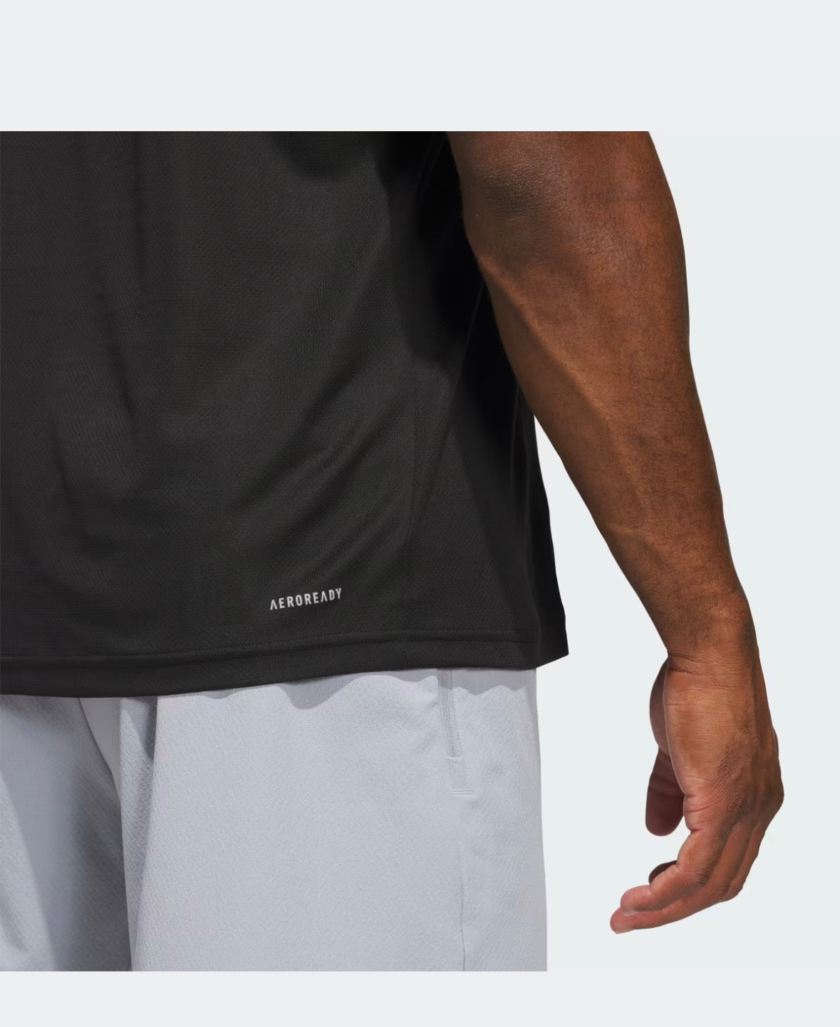 TRAIN ESSENTIALS TRAINING TEE -black-Jn6799