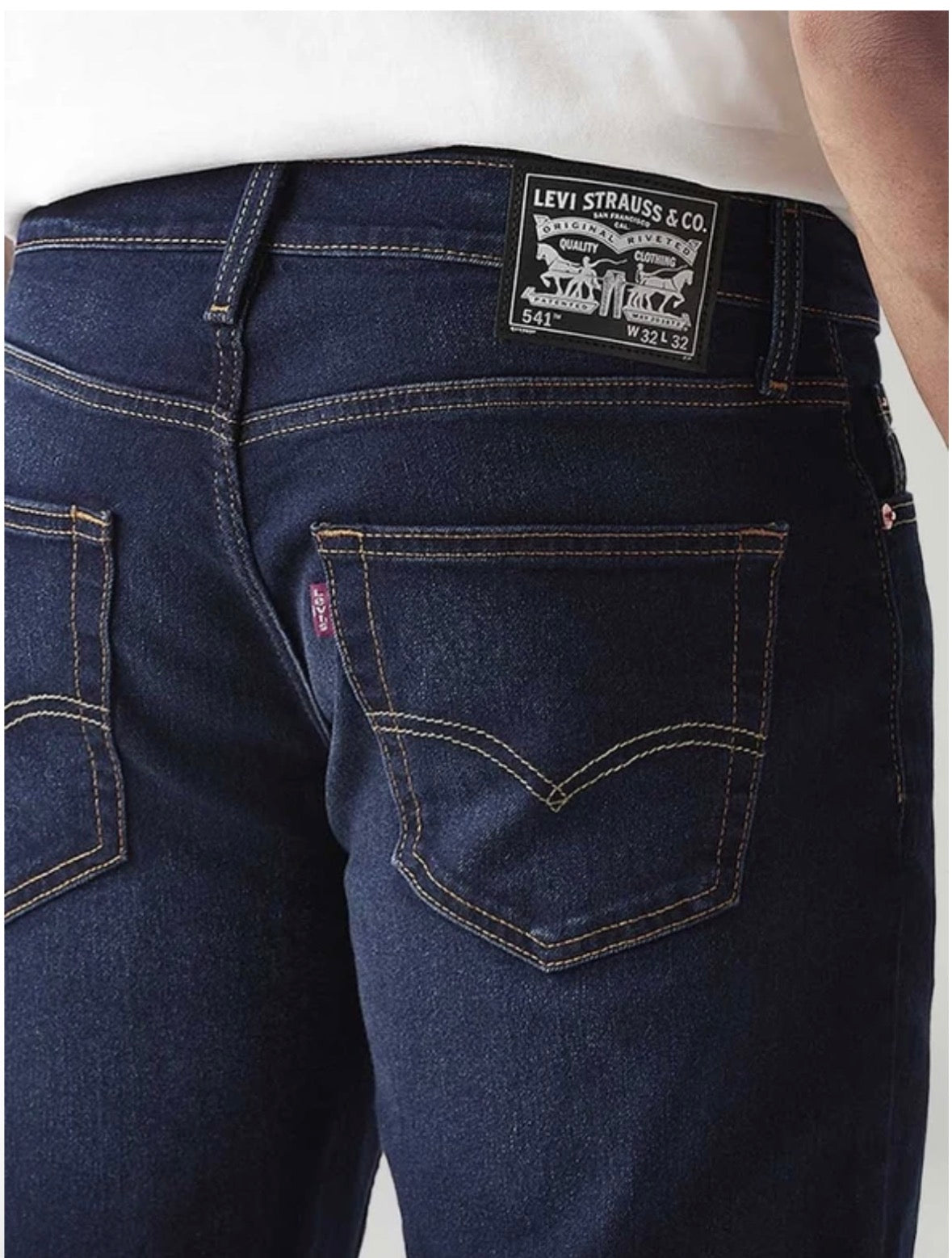 Men Tapered Fit Mid Rise Dark Blue Jeans-0064y-0033