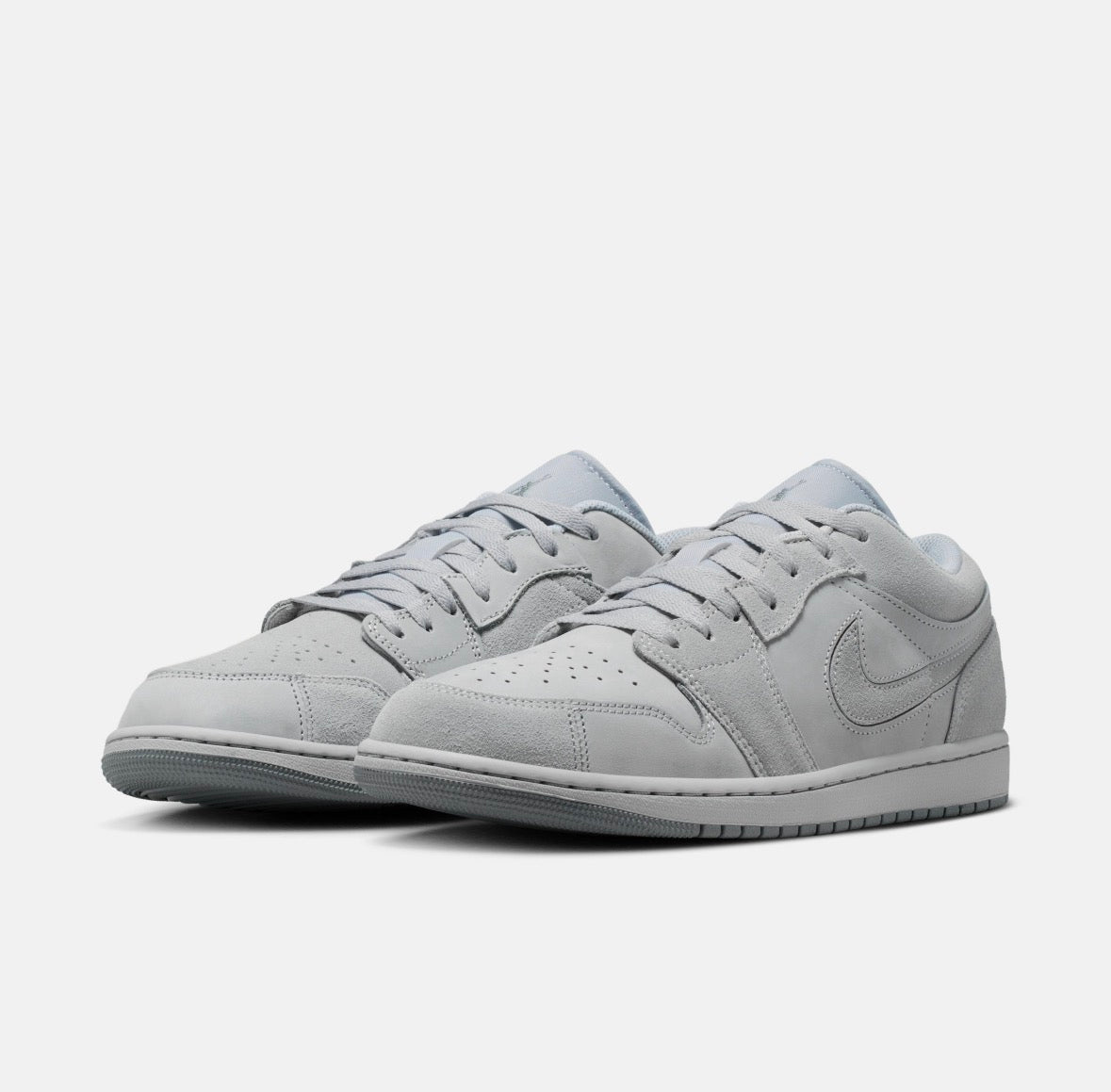 AIR JORDAN 1 LOW SE CRAFT
WOLF GREY/WOLF GREY-SMOKE GREY Ir2014 012