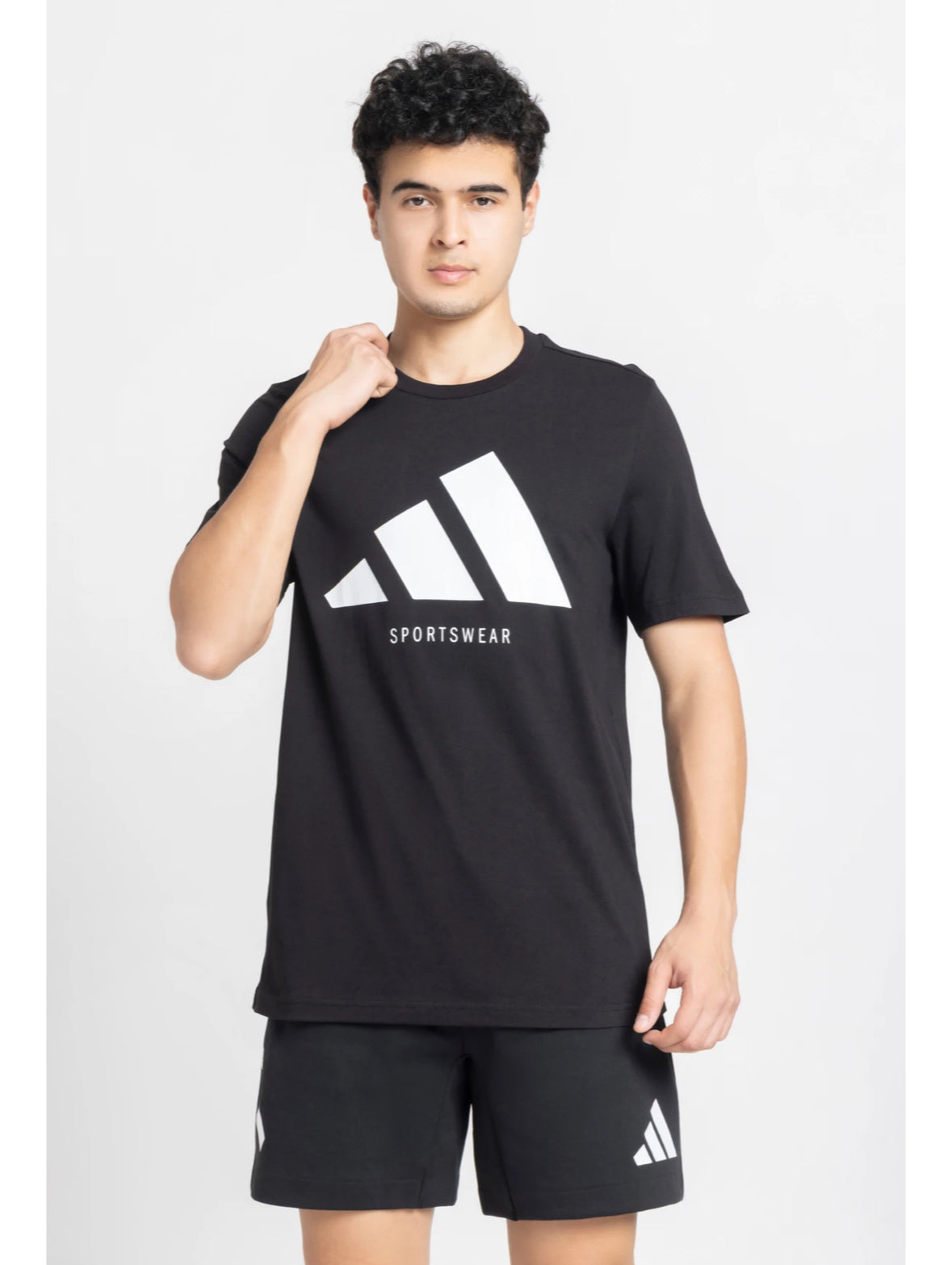 Adidas solid Men Round Neck  Black Cotton T-Shirt-jl9895