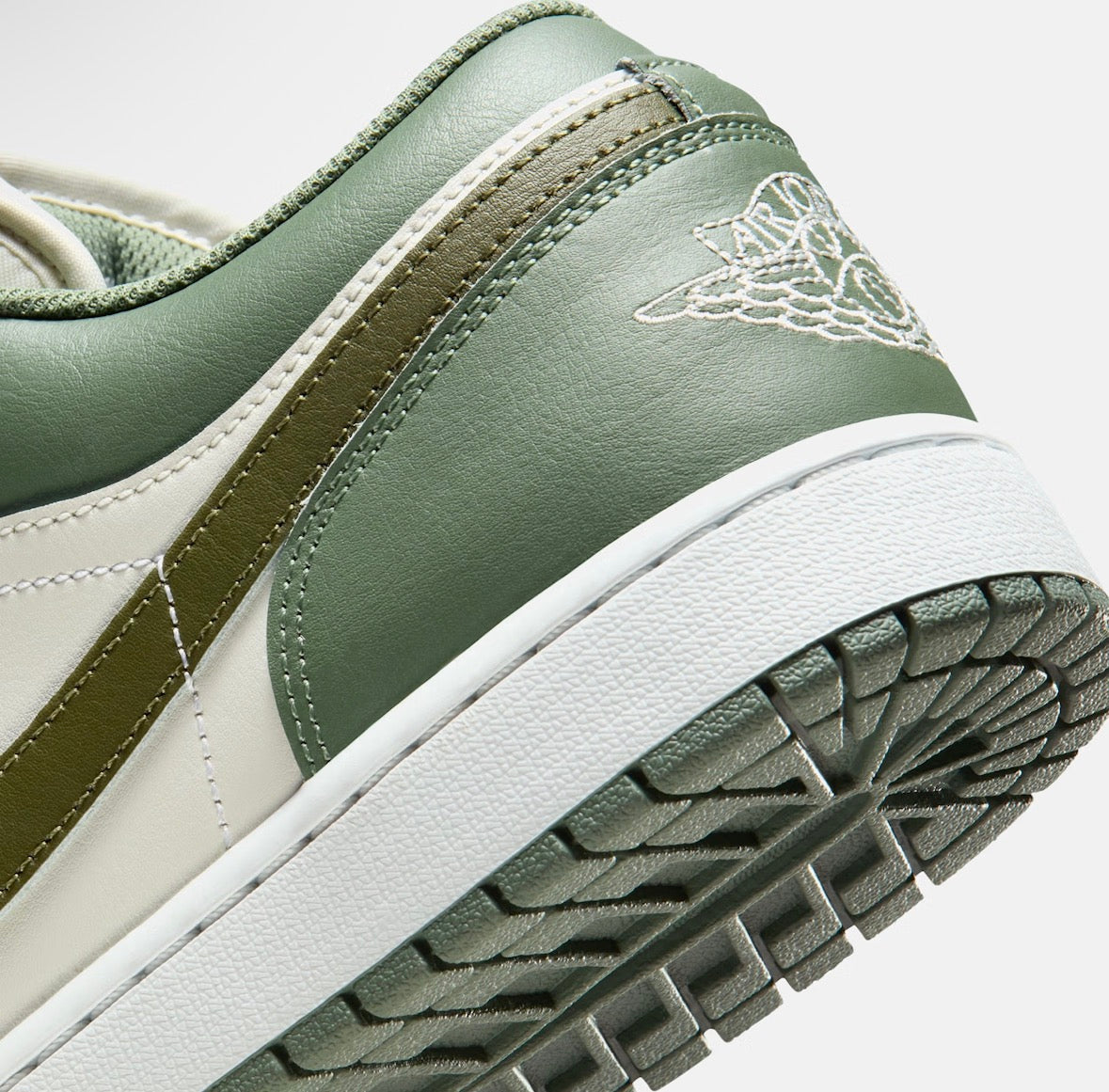 Air Jordan 1 Low -Olive -553558-300
