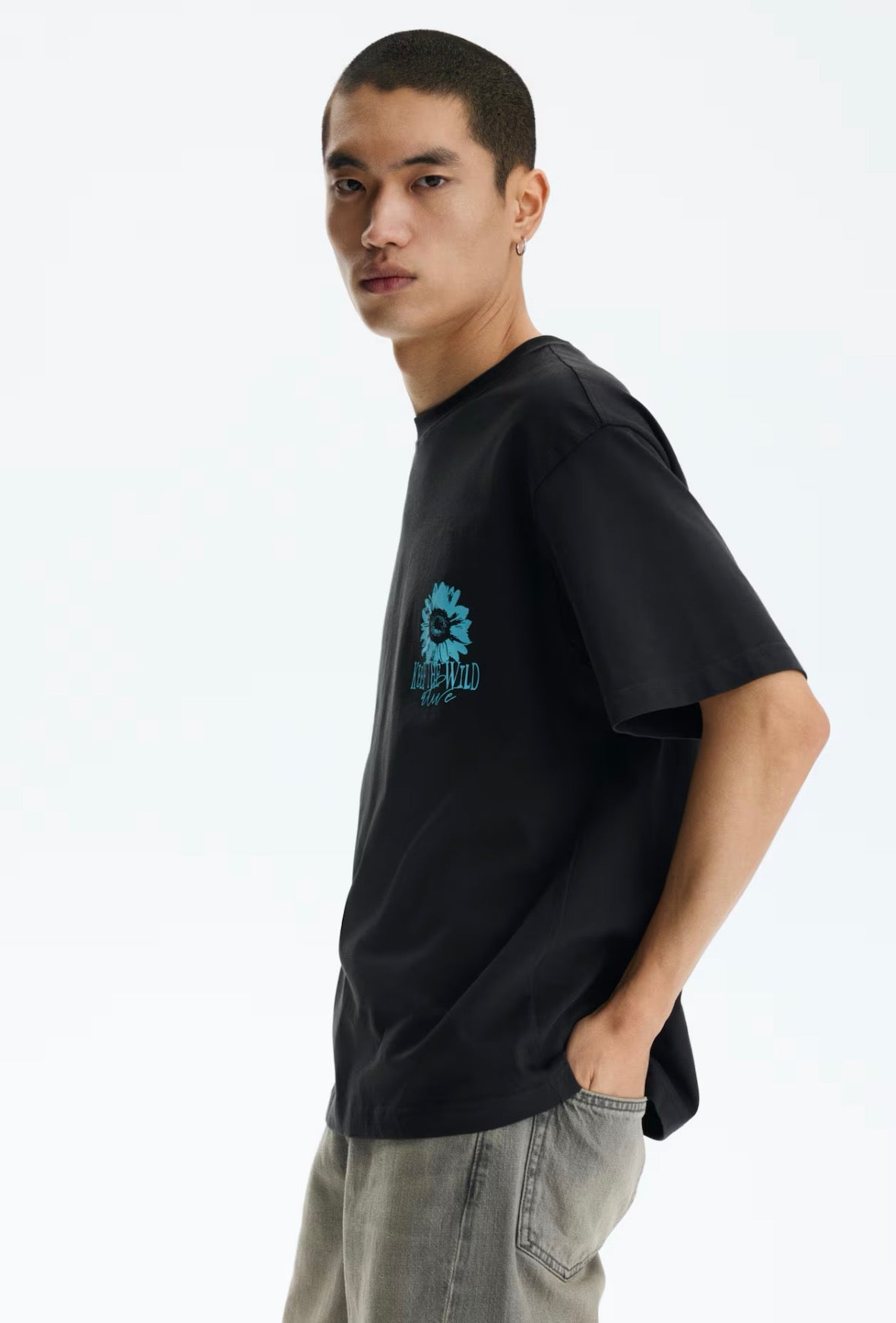 Loose Fit Printed T-Shirts-Black/Keep the Wild-0967955157