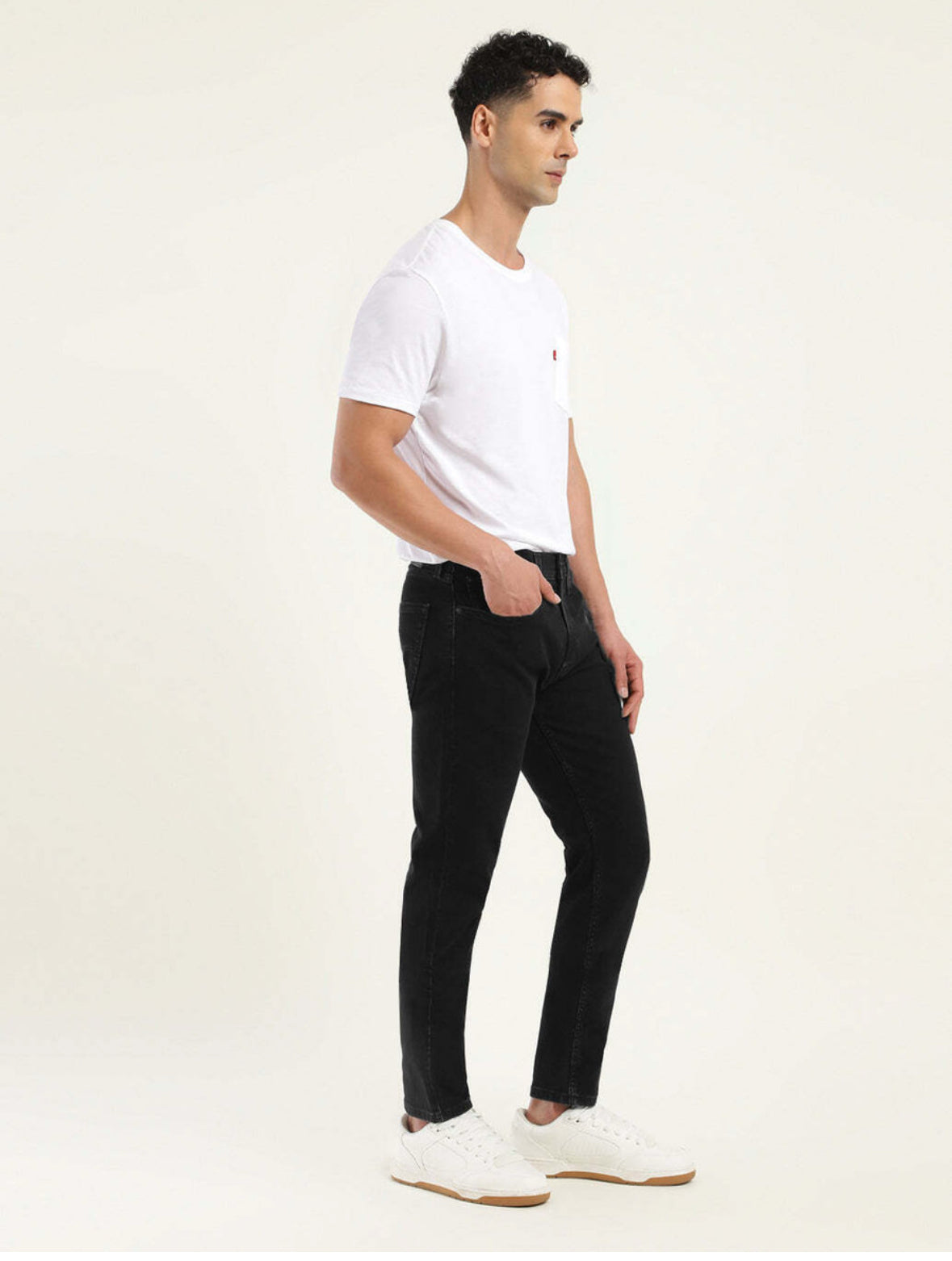 Levi’s 512 Tapered Fit Men Black Jeans-A7086-0135