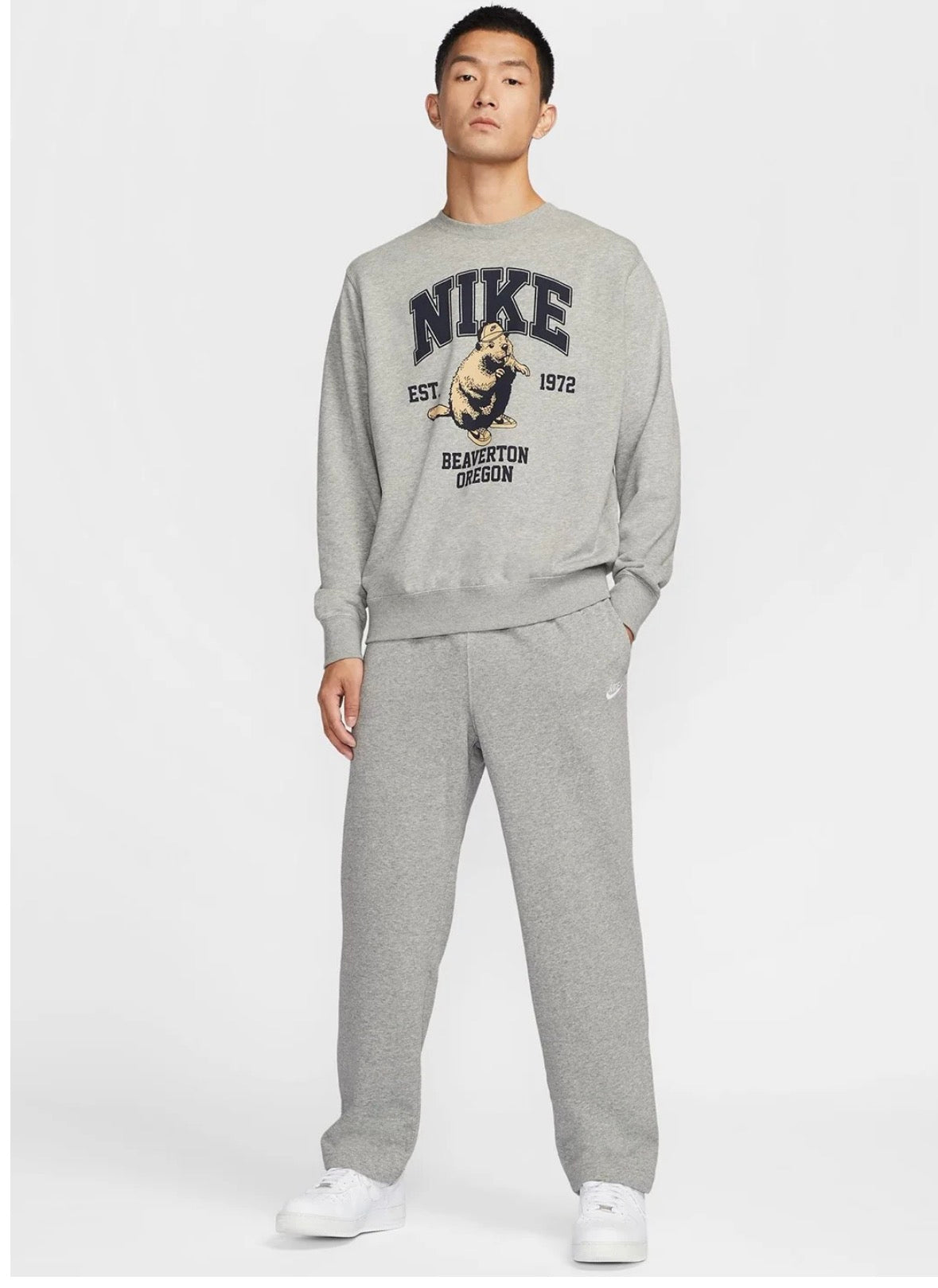 Nike Club Men’s French Terry Open-Hem Trousers-Hq4423-063