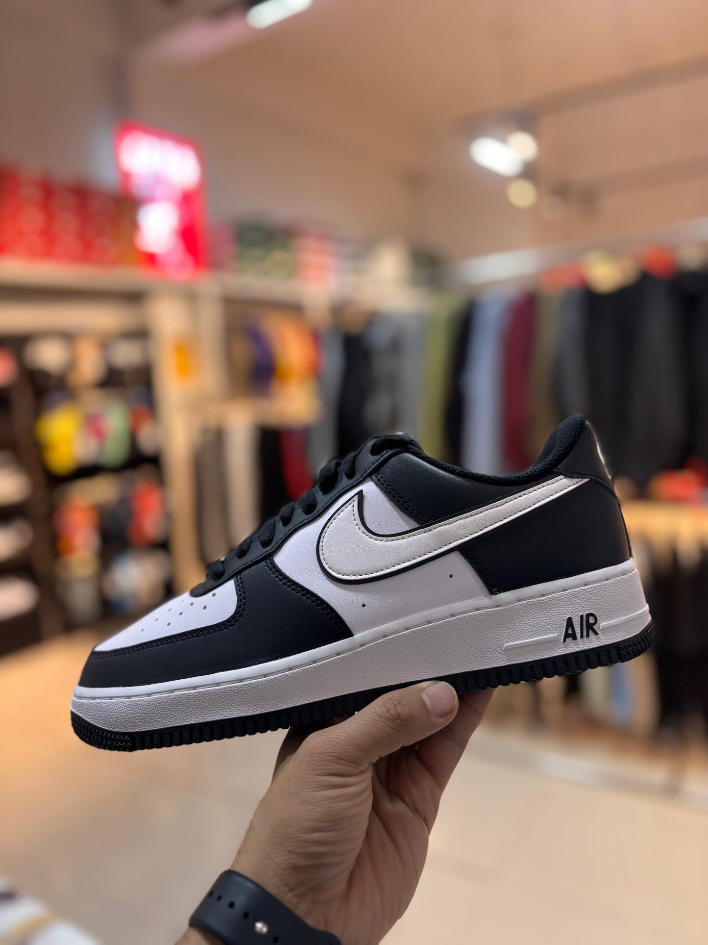 Men Air Force 1 07 Leather  Sneakers -DV0788-001