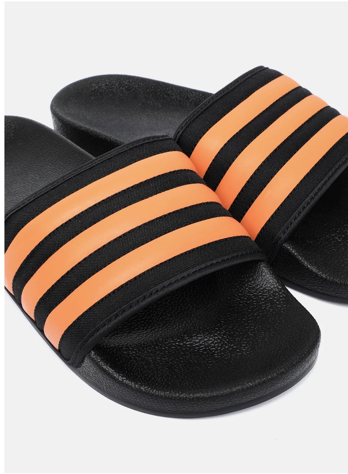 ADILETTE SLIDES Core Black / Bright Orange / Core Black -Jr3626