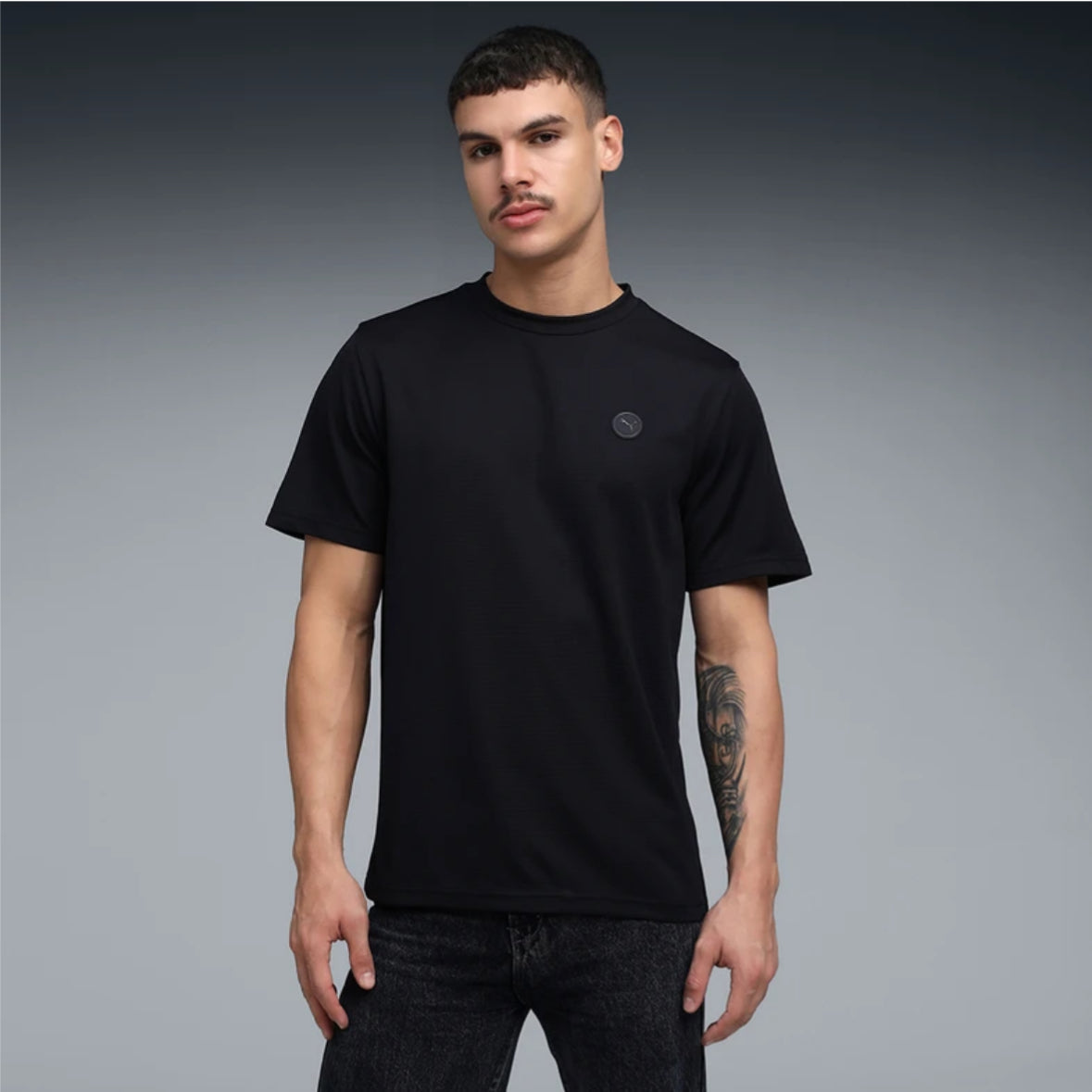 Men Solid Round Neck Polyester Black TShirt-634153 01