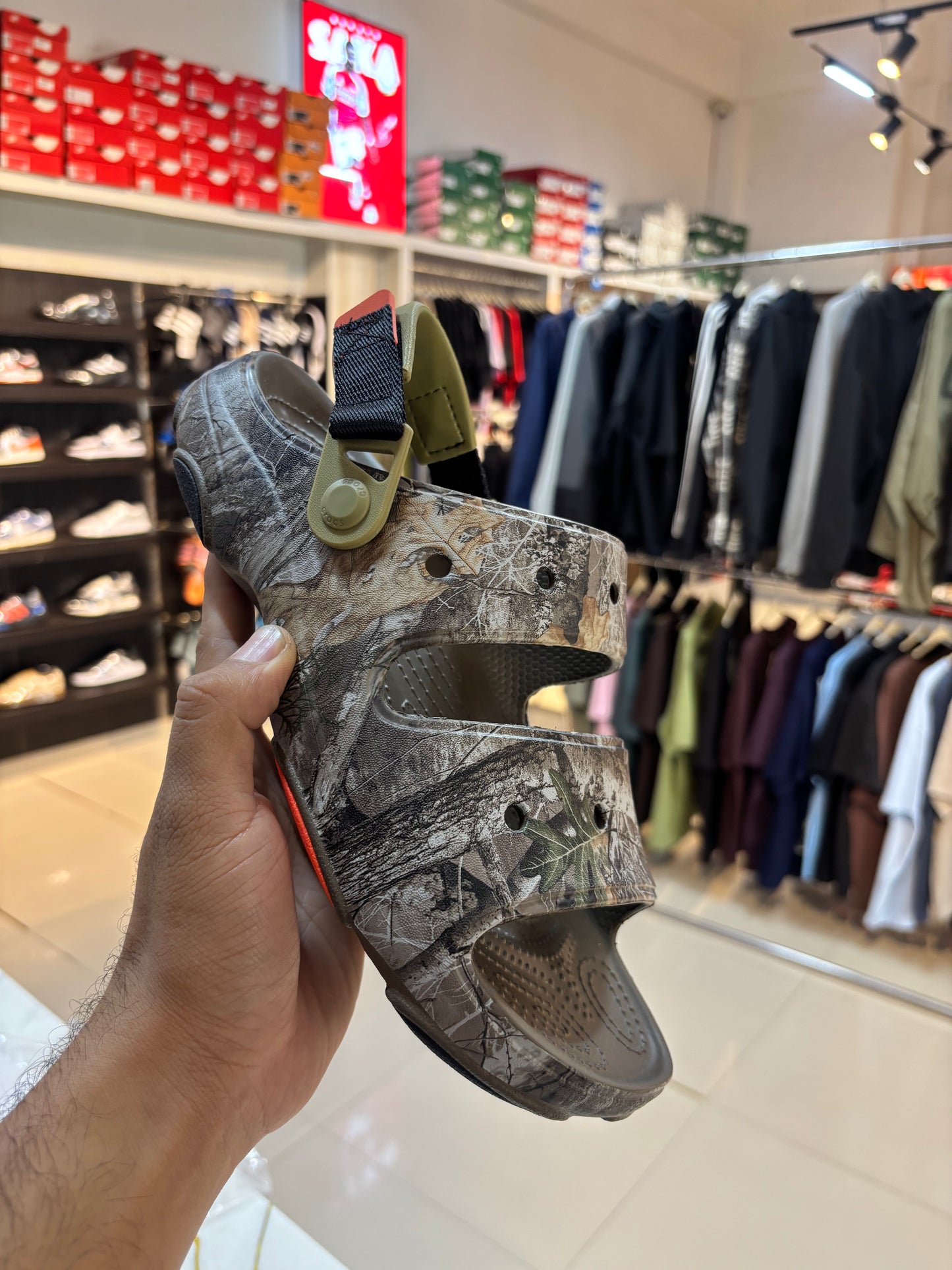 Crocs Sandal walnut-207891-267