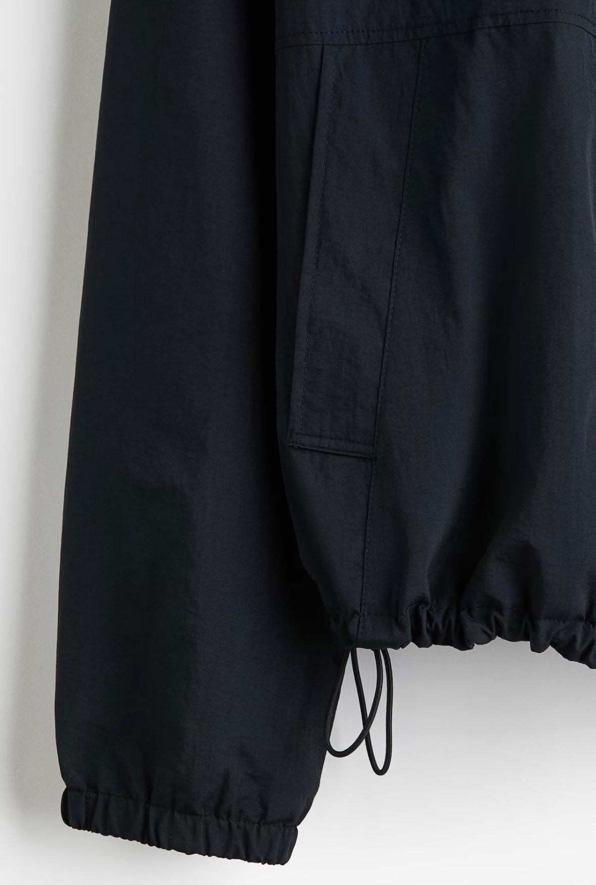 Black Water-repellent nylon Windbreaker-1318393001