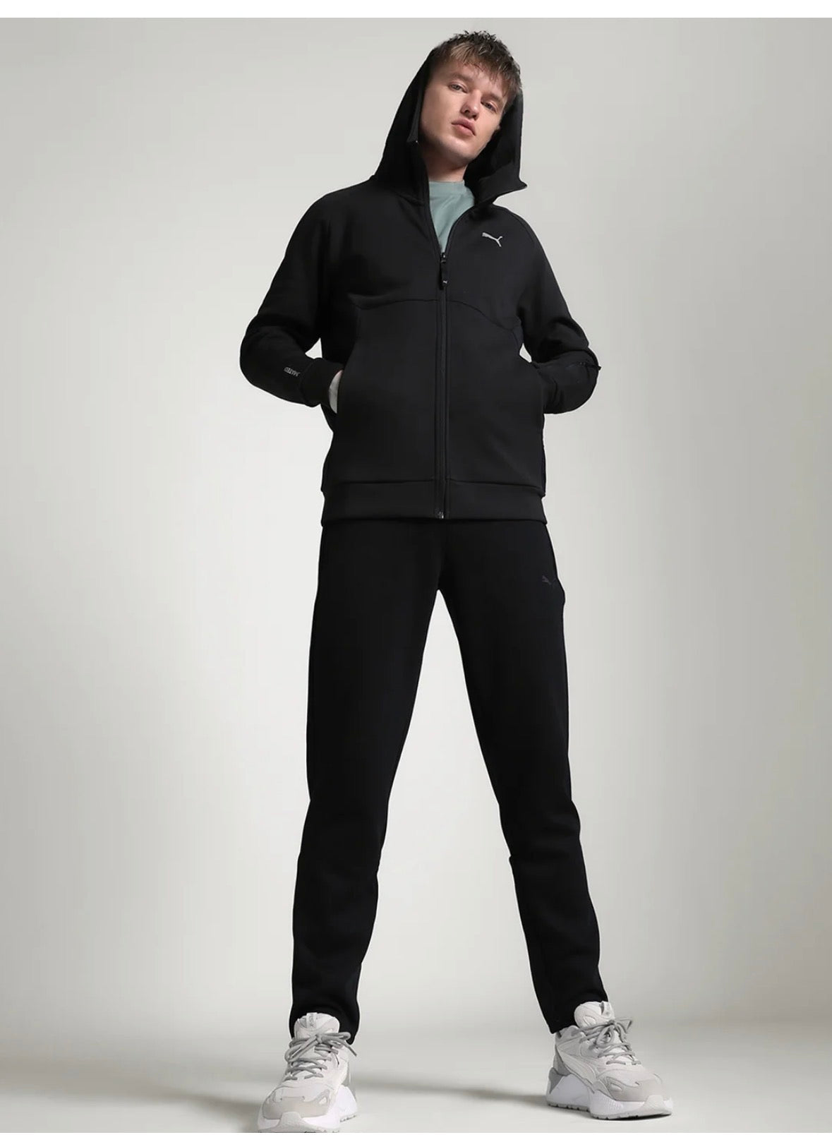 Puma Tech Full-Zip Hoodie-684605 01