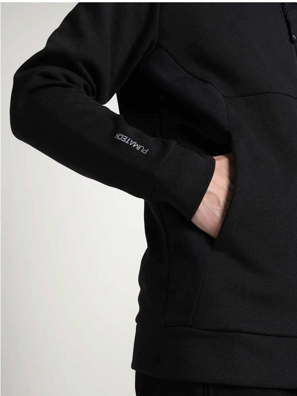 Puma Tech Full-Zip Hoodie-684605 01