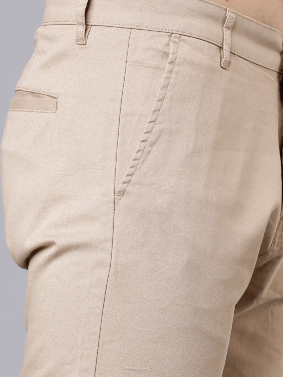 Men Beige Tapered Fit Solid Chinos-HLTR003869