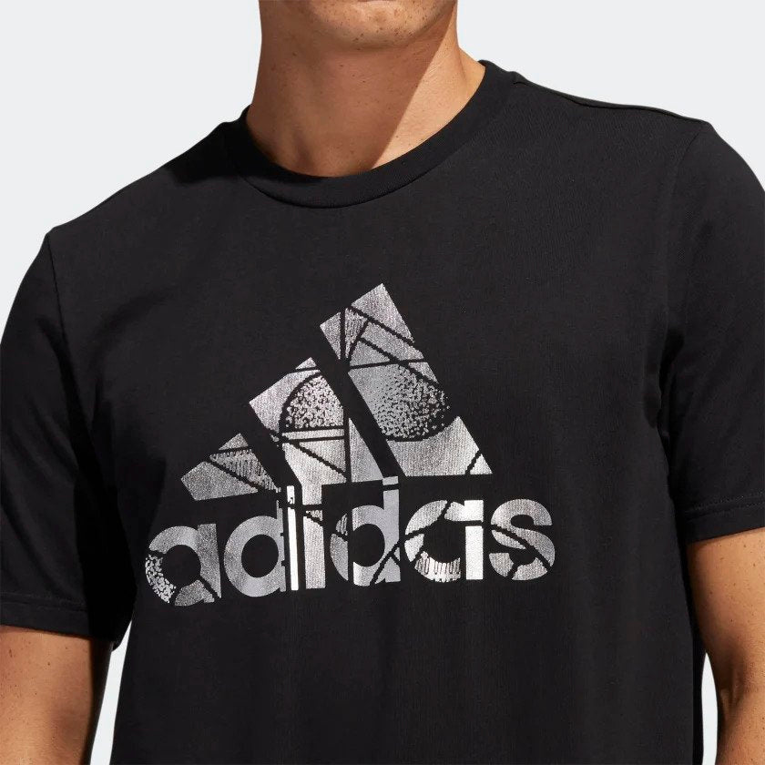 FOIL BADGE OF SPORT GRAPHIC TEE-He4789q