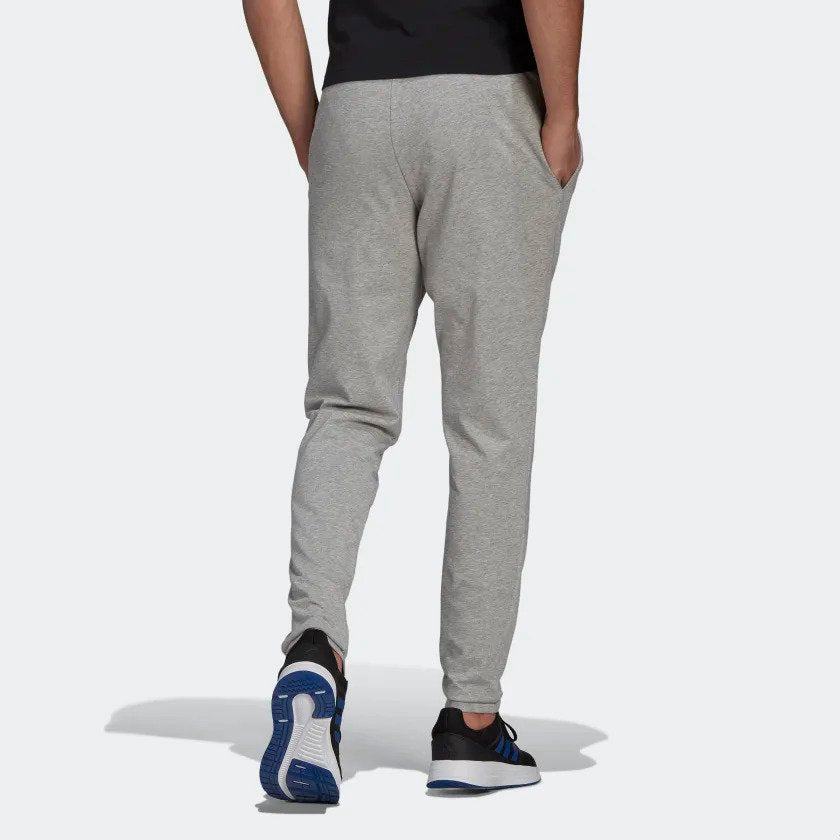 ESSENTIALS TAPERED PANTS-Gk9225