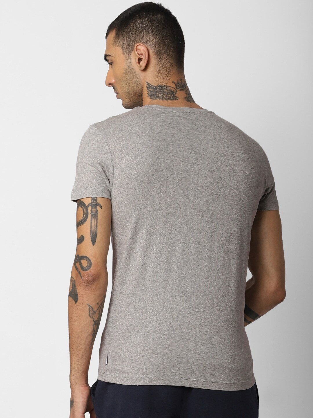 Men Grey Printed Round Neck T-shirt - Discount Store