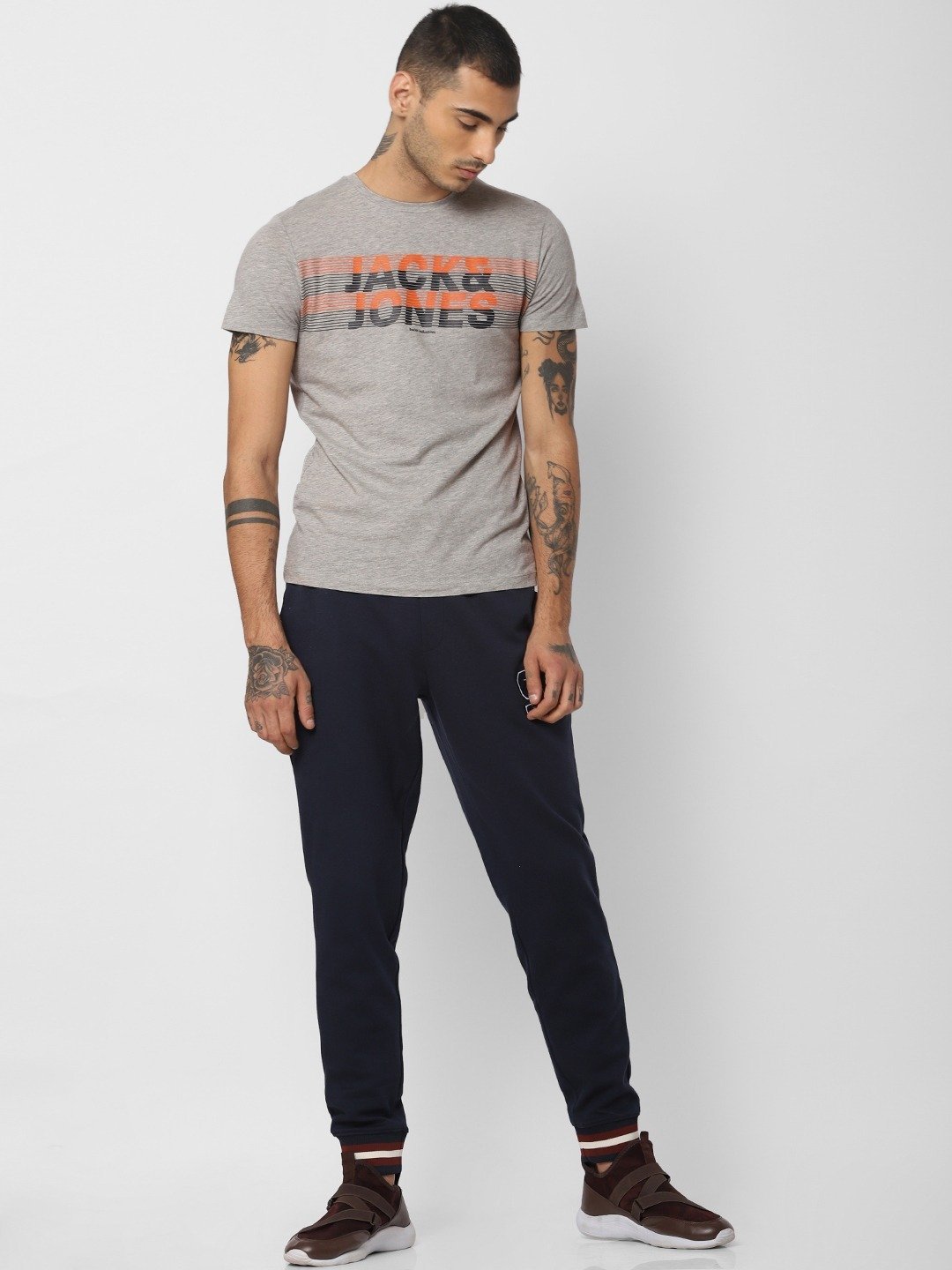 Men Grey Printed Round Neck T-shirt - Discount Store