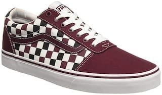 oldskool  Ward Men Maroon Sneakers