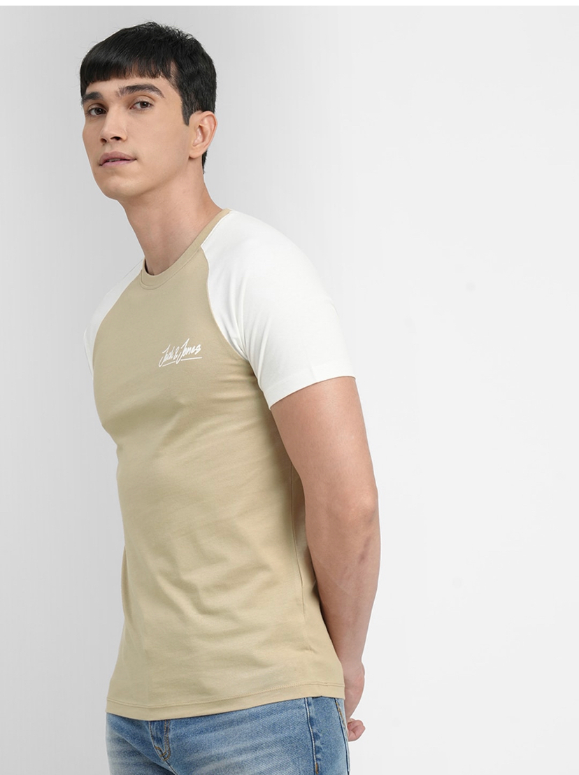 Men White & Beige Colourblocked Slim Fit Pure Cotton T-shirt-1051654008