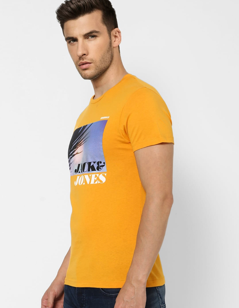 Men Mustard Yellow Printed Round Neck T-shirt-2502883019